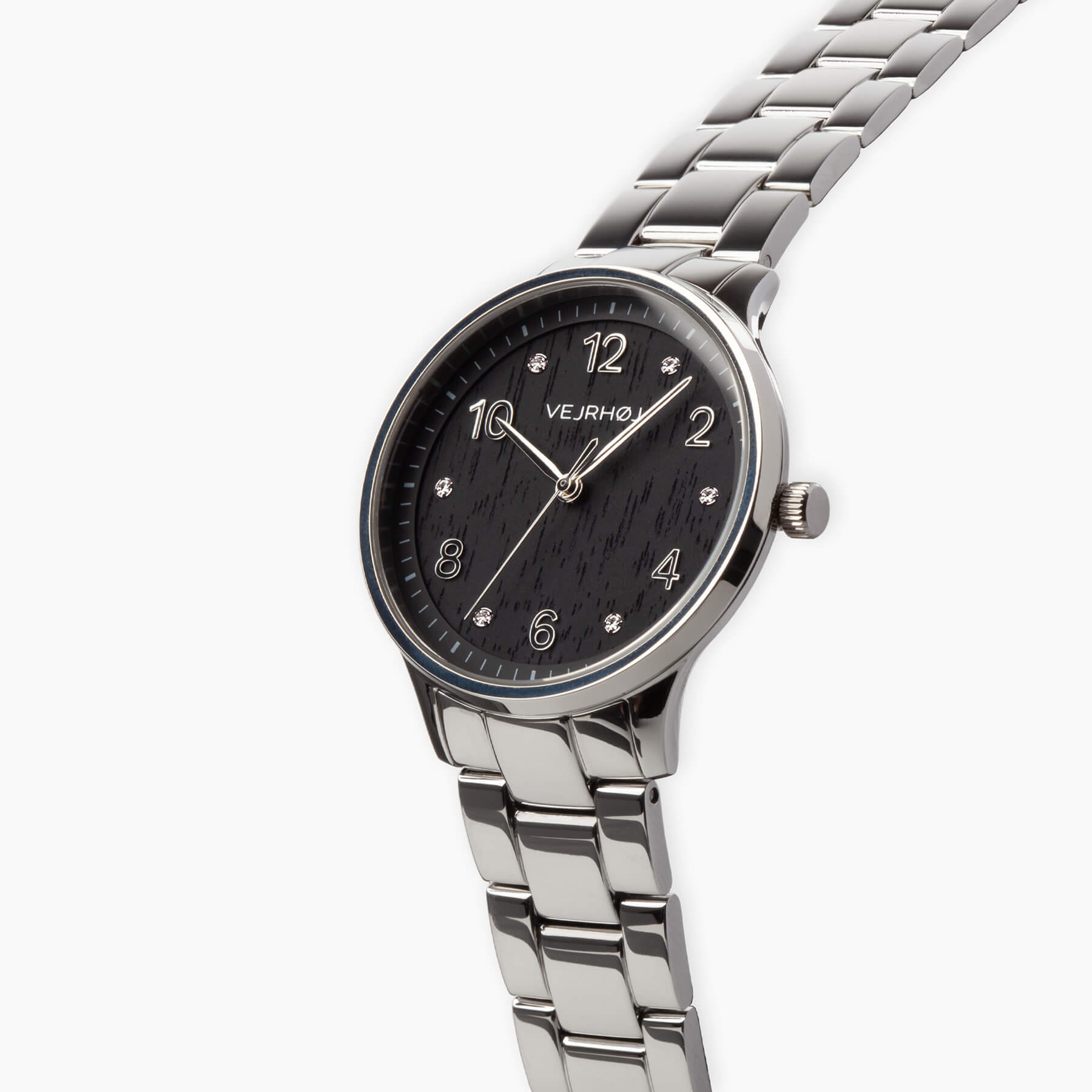 VEJRHØJ Petite Royal Black、木製ダイヤルに輝きを添えるストーンインデックスとシルバーブレスの組み合わせが印象的な腕時計