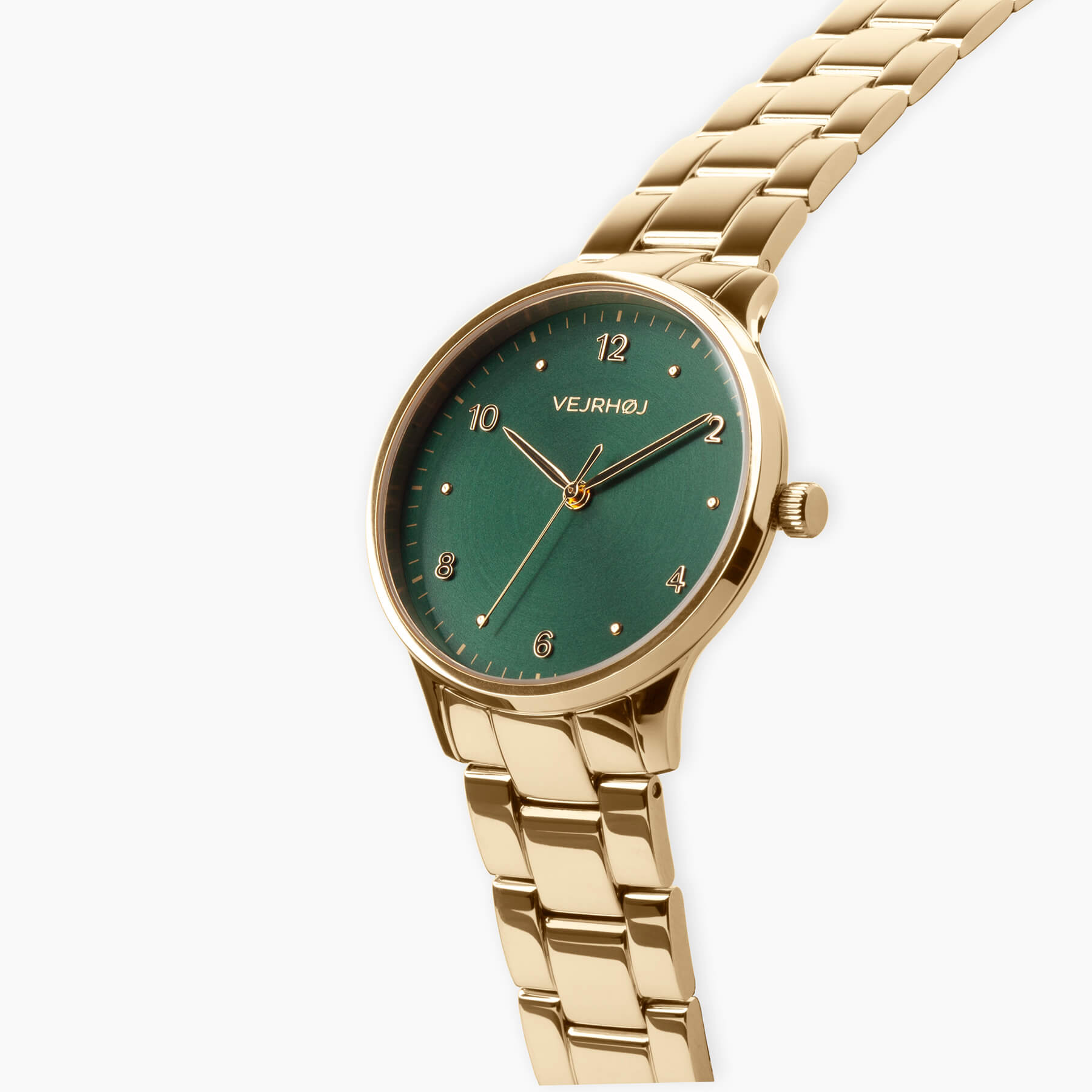 VEJRHØJのPetite Royal Green、円形にヘアライン加工された深緑の文字盤とゴールドケースが調和するレディースモデル