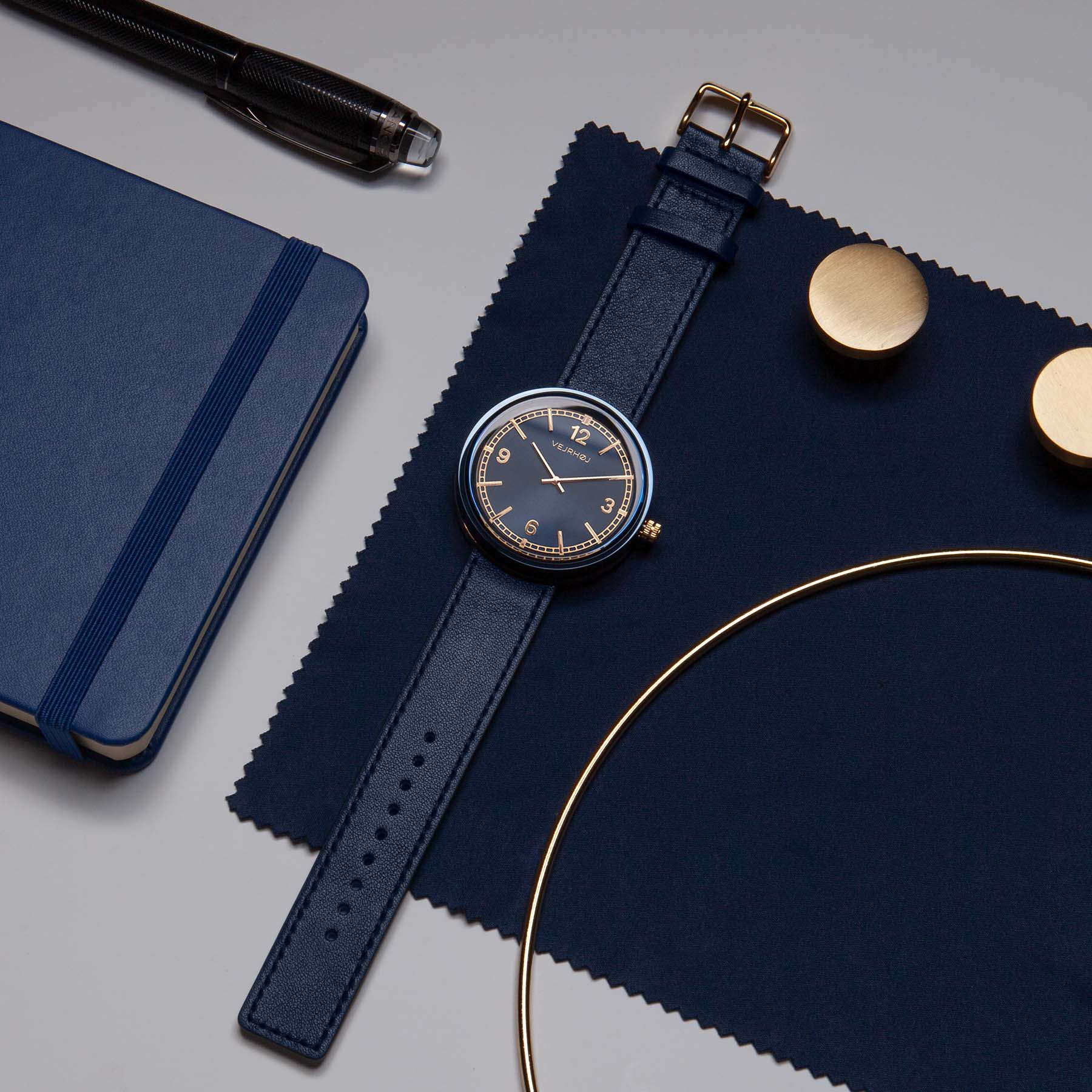 VEJRHØJ (ヴェアホイ) | 日本公式サイト – VEJRHØJ Japan